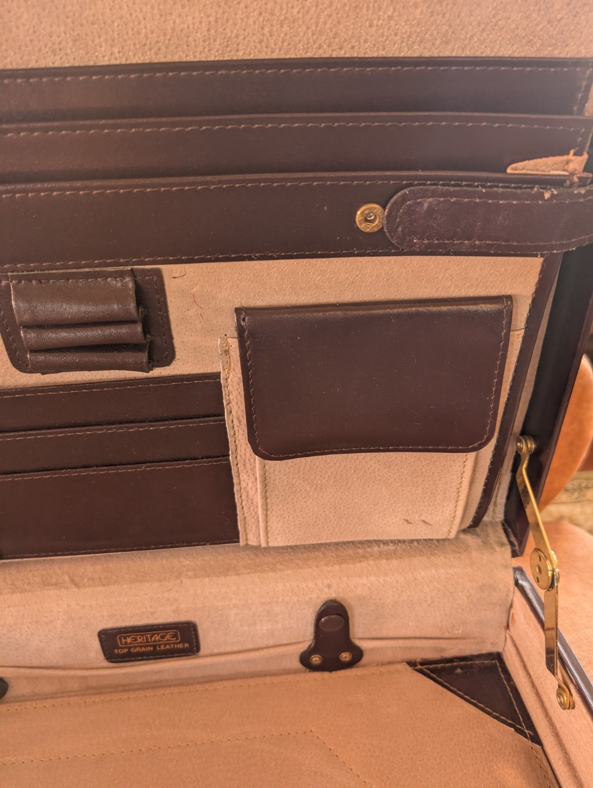 Heritage Leather Briefcase Vintage Brown Style for Business Travel Work