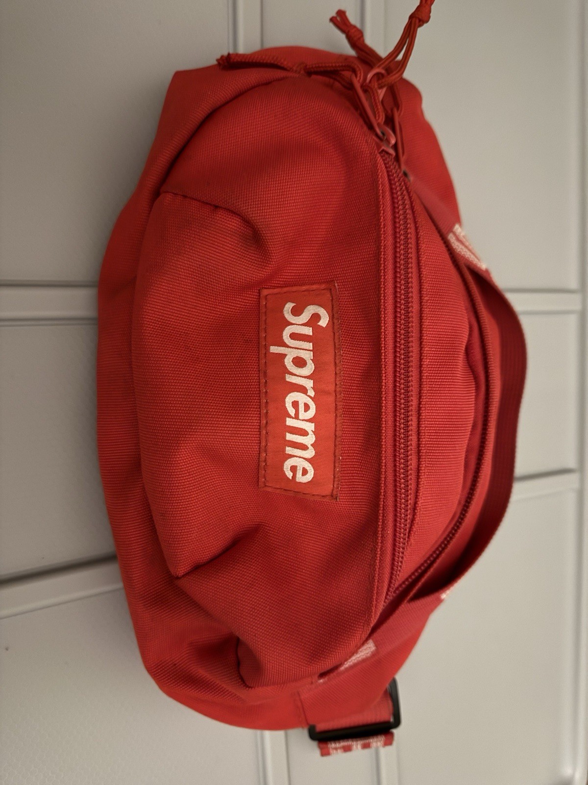 Supreme Waist Bag SS18 Red Logo Accents Adjustable Strap Zipper Buckle