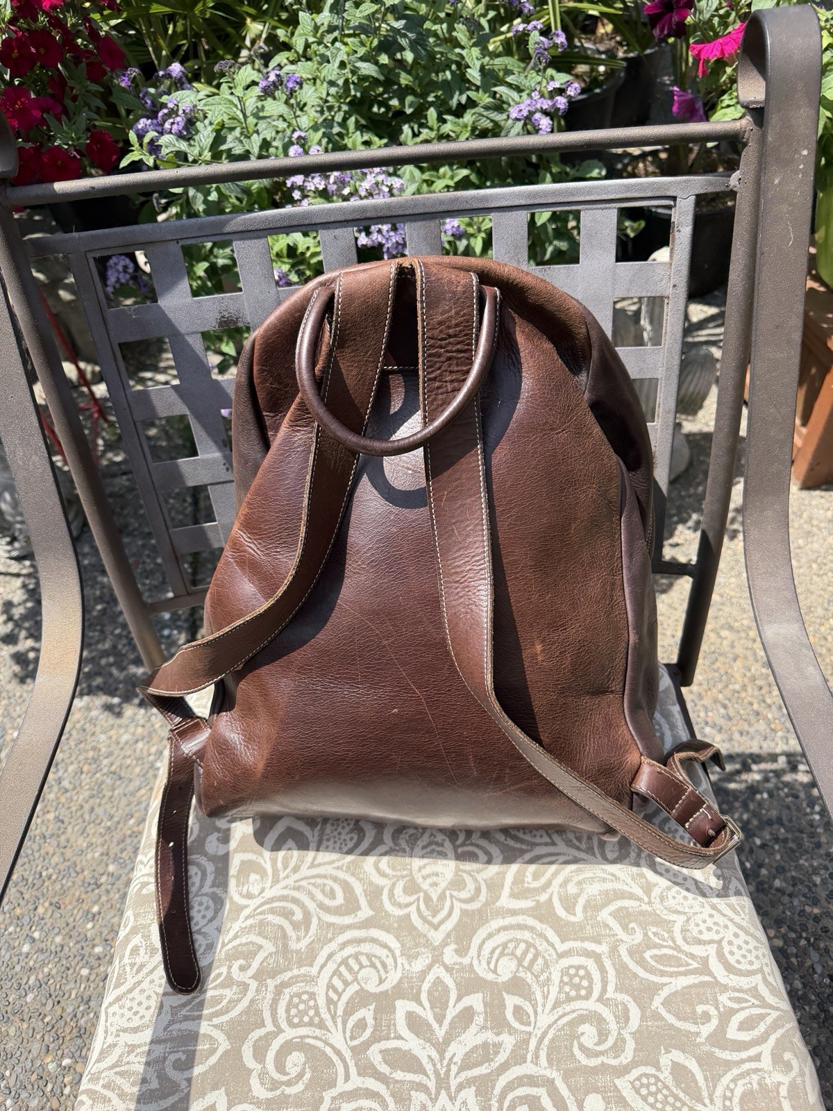 Roots Canada Vintage Brown Leather Backpack with Front Pocket Tribe Y2K