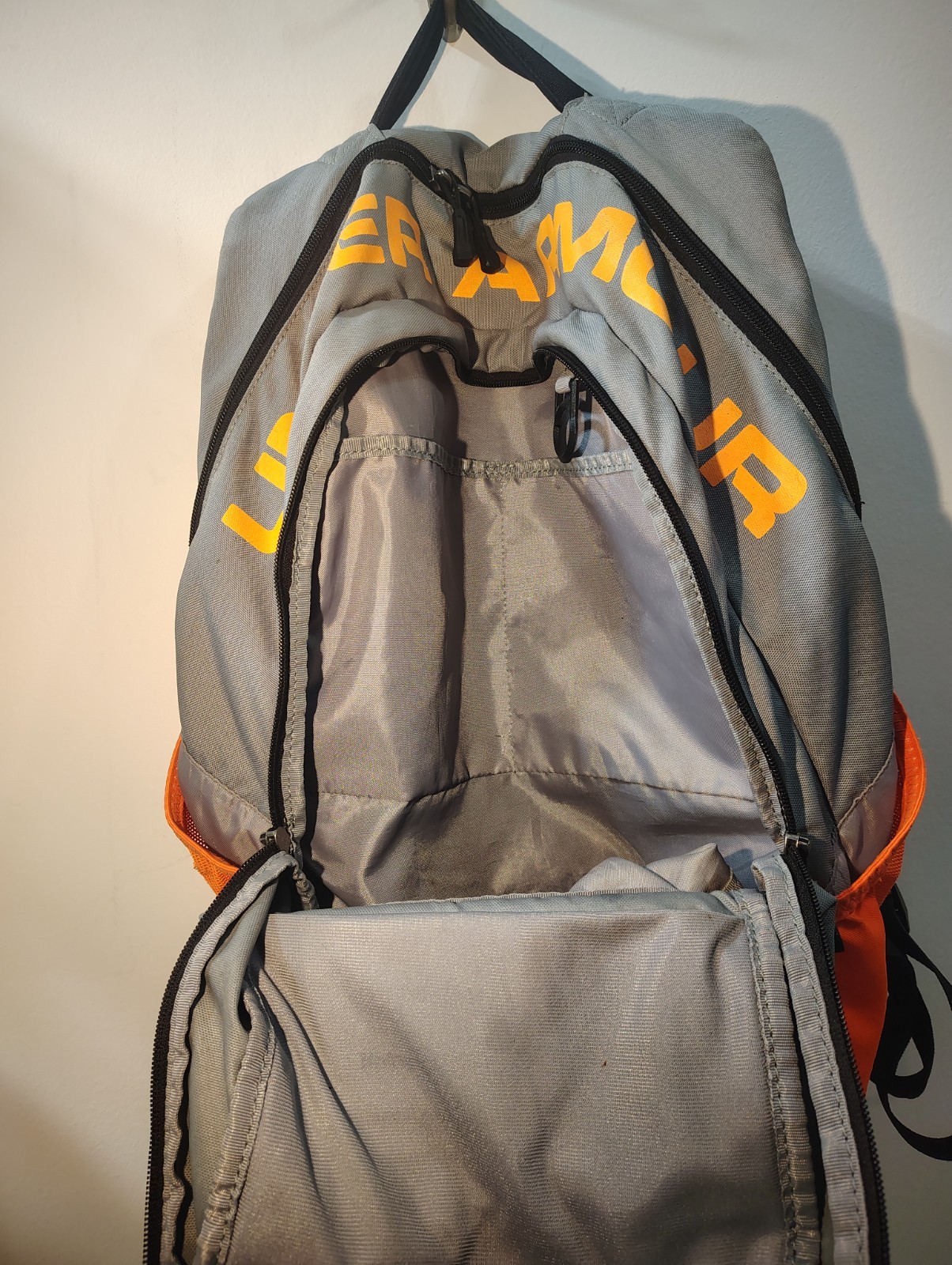 Under Armour X Storm Heatgear Orange Grey Large Size Strap Backpack GUC