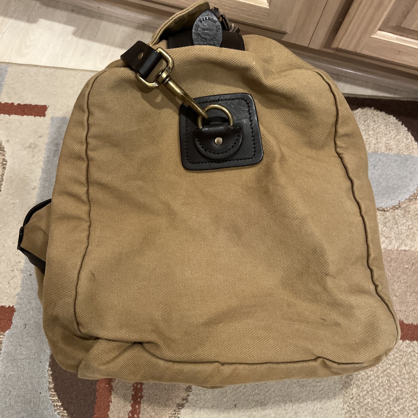 🔥Filson USA Rugged Twill Medium Duffle Bag Tan 70222 Bridle Leather Strap -Read