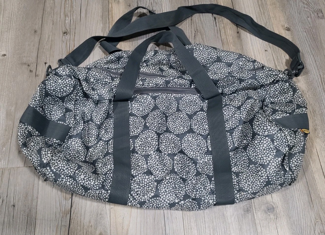 Ikea 20″ Duffel Bag Travel/Gym/Overnight/Carry-On | Abstract Circles