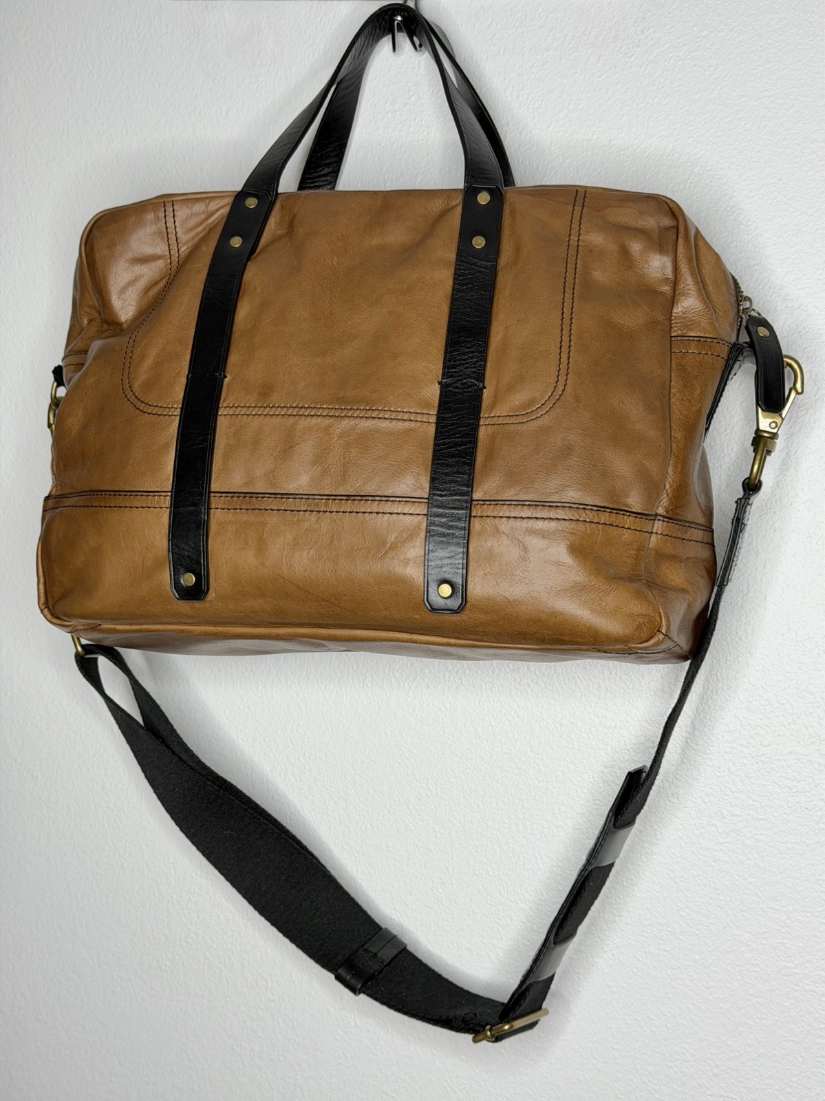 BANANA REPUBLIC Brown / cognac Italian Leather Briefcase Messenger Bag high end