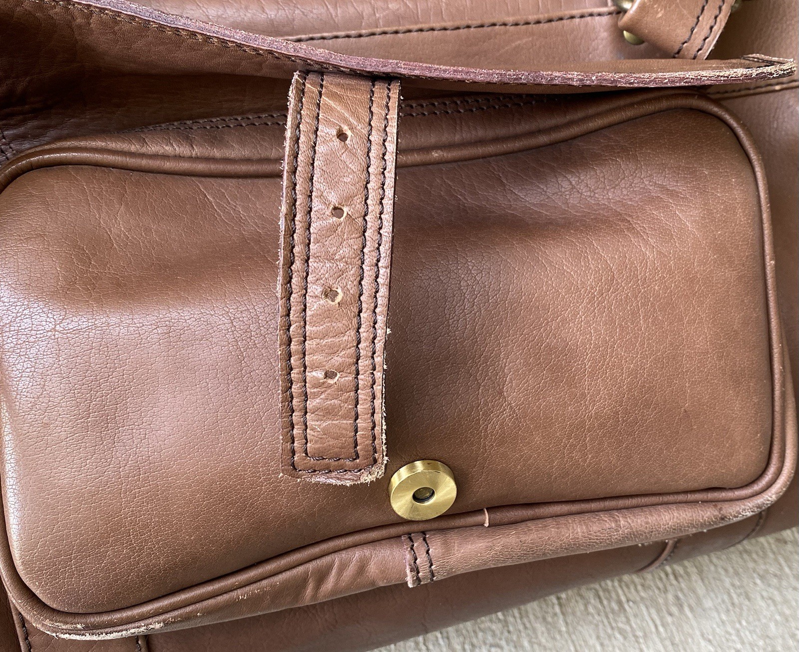 Buffalo Jackson Trading Company – Leather Duffle Bag – Used