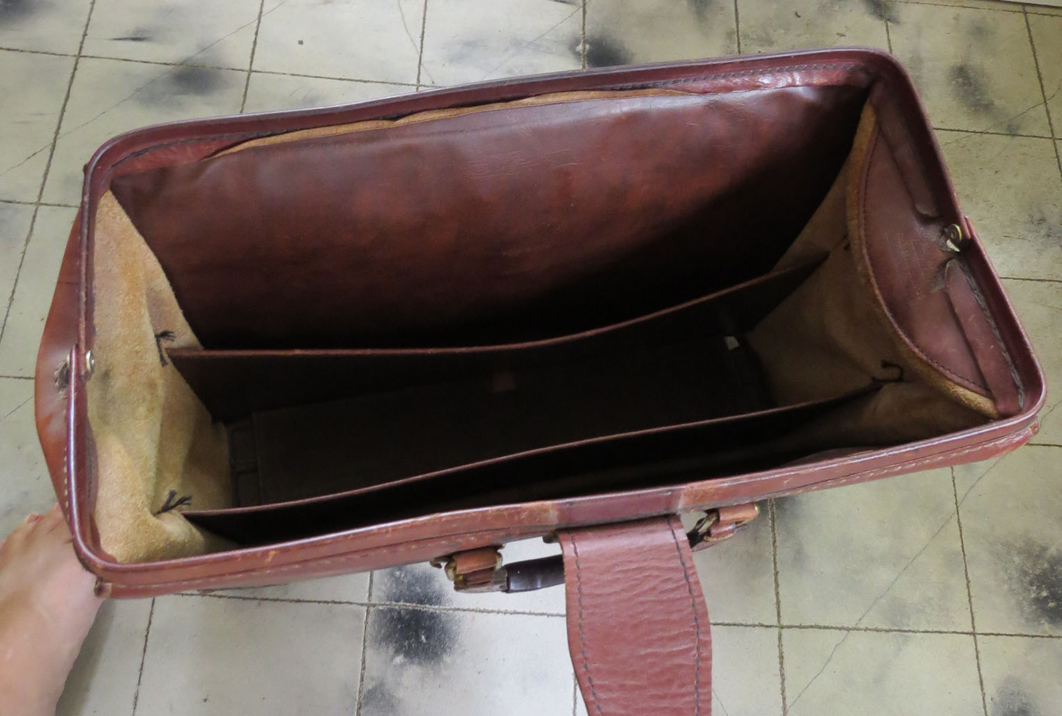 SCHLESINGER Vintage BELTING Leather Doctor Lawyer Briefcase Bag Mens