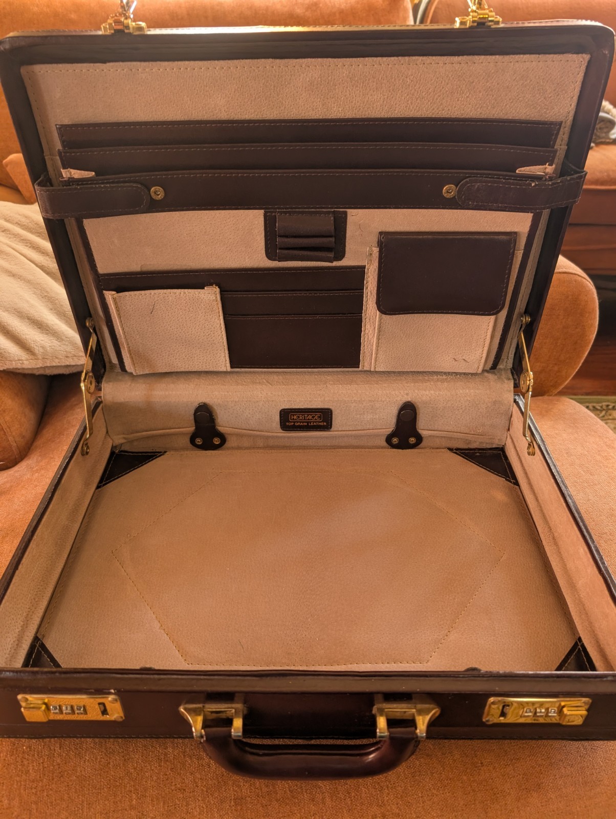 Heritage Leather Briefcase Vintage Brown Style for Business Travel Work