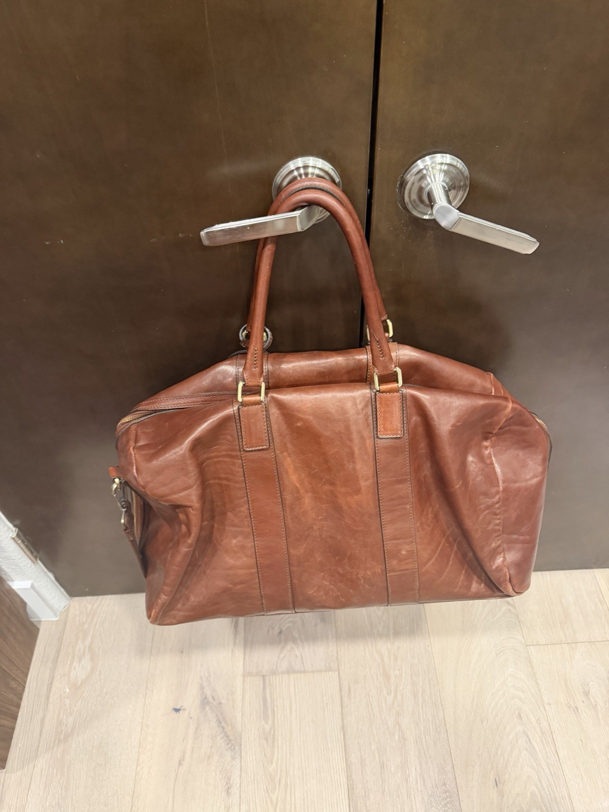 Rodd and Gunn Cambridge Weekend Leather Duffle, Made In Italy