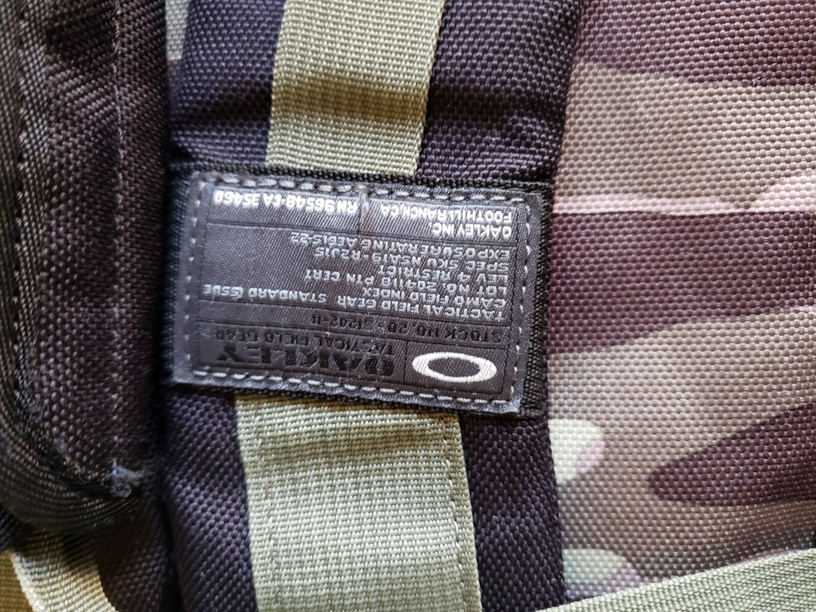 Oakley Tactical Field Gear Duffle Bag Backpack Camo Black – Great Condition!