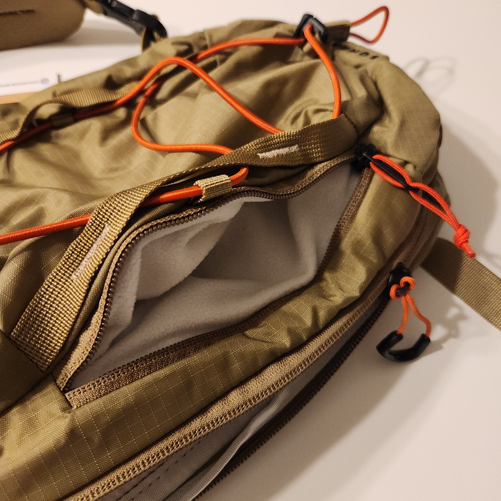 The North Face Borealis Sling Bag Cedar Lava Red Color Shoulder Crossbody Bag