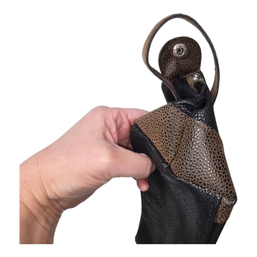 Manscaped *READ* The Shed Travel Bag Water Resistant Zipper PVC Polyester