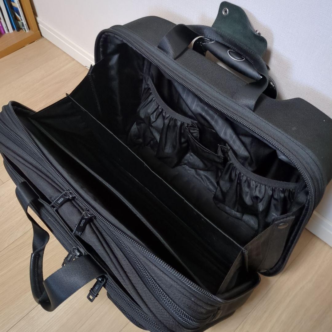 TUMI Alpha series 2wheel business carry bag Men’s hand bag purse handle