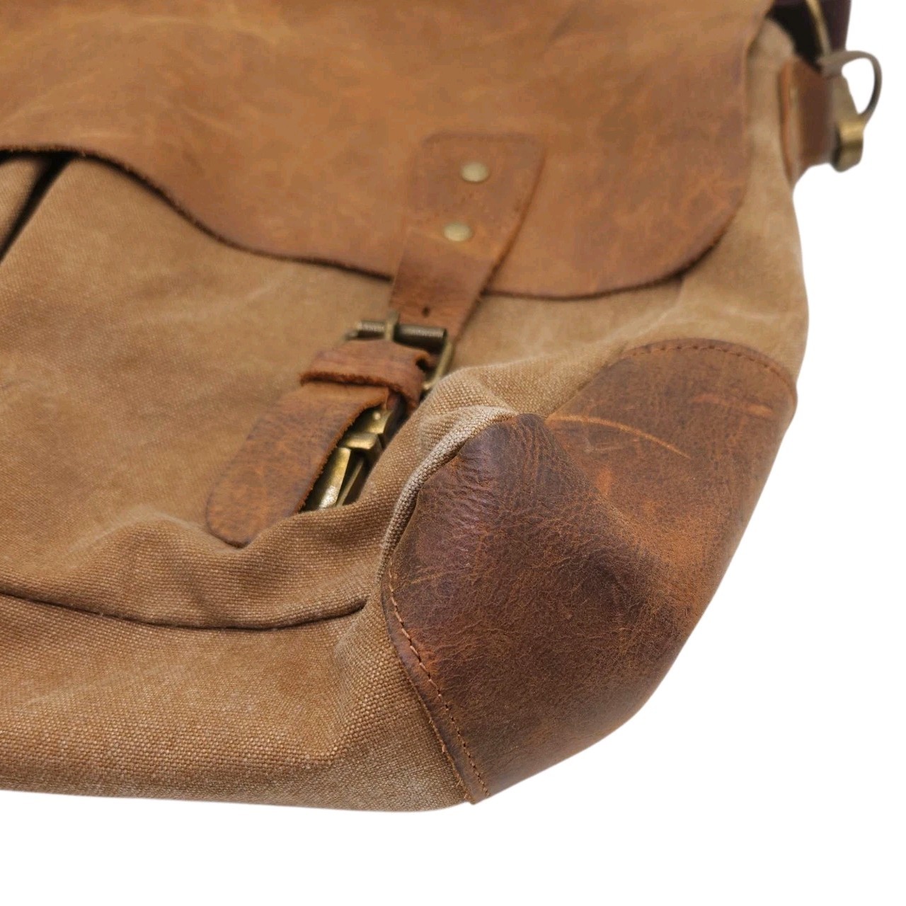 Wilson’s Leather Briefcase Messenger Laptop Carry Bag Brown Travel School Work