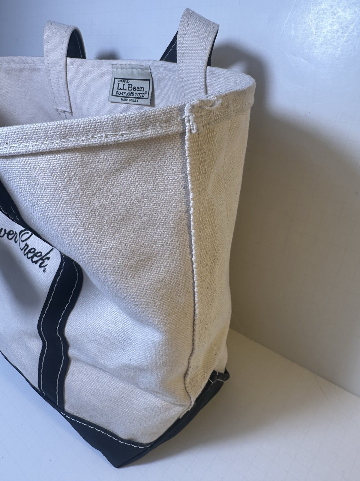 LL Bean Canvas Boat and Tote Medium Shoulder Bag USA Embroidered Beaver Creek
