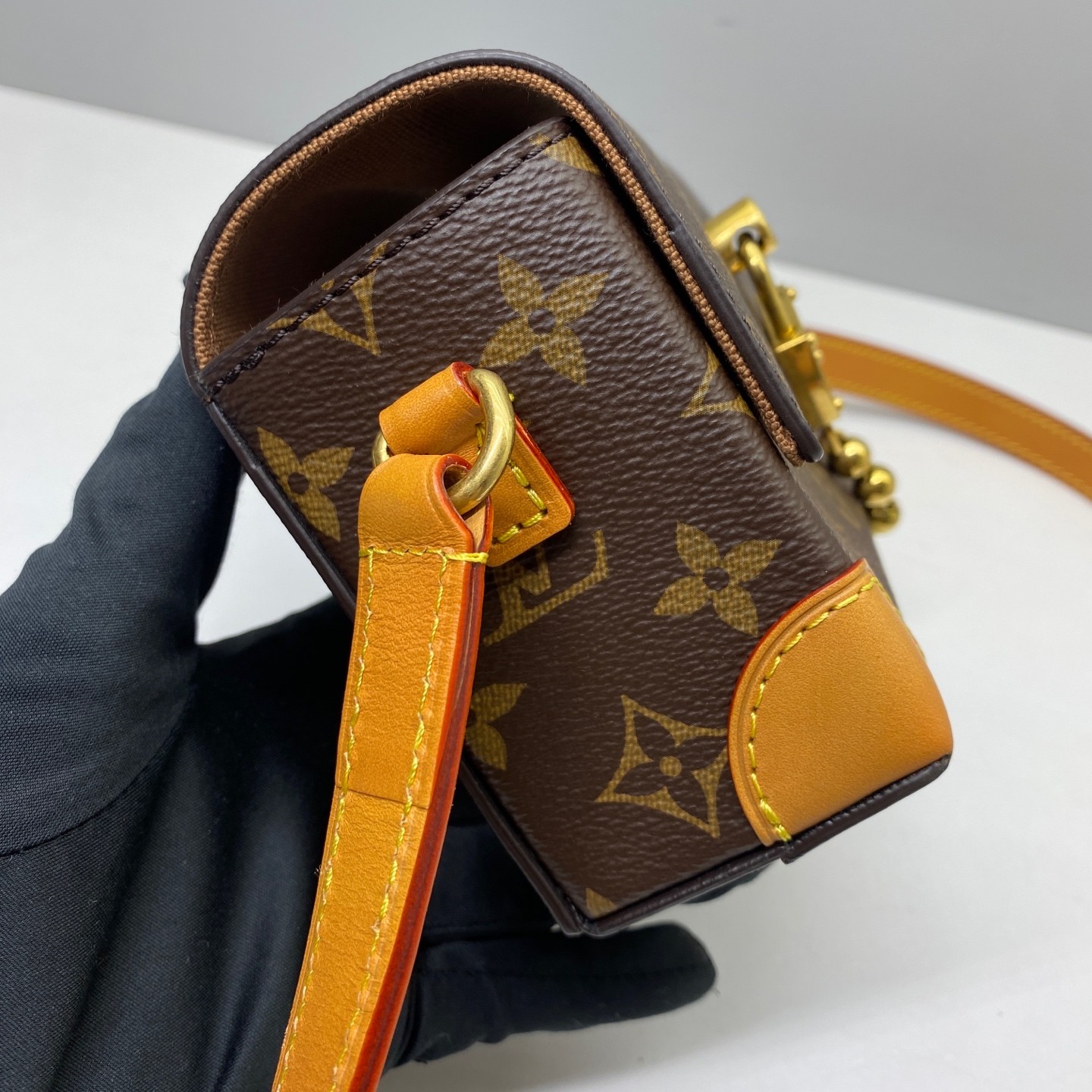 Louis Vuitton Pre-Owned Authentic STEAMER Mini Handbag Box Clutch M14738 18x11cm