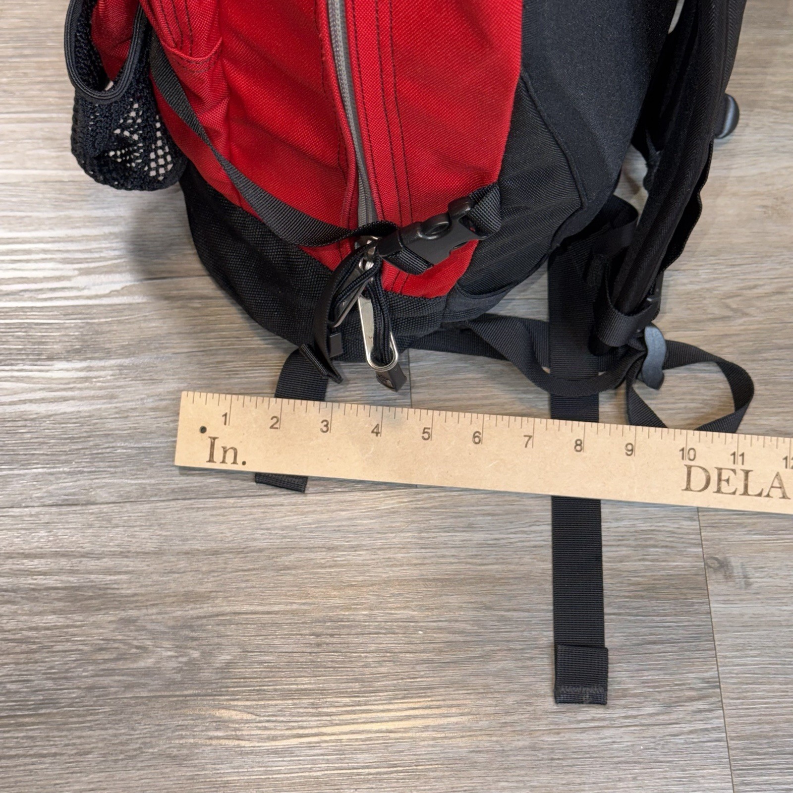 The North Face Yavapai Backpack Peppermint Red White Color-Way Black Bottom