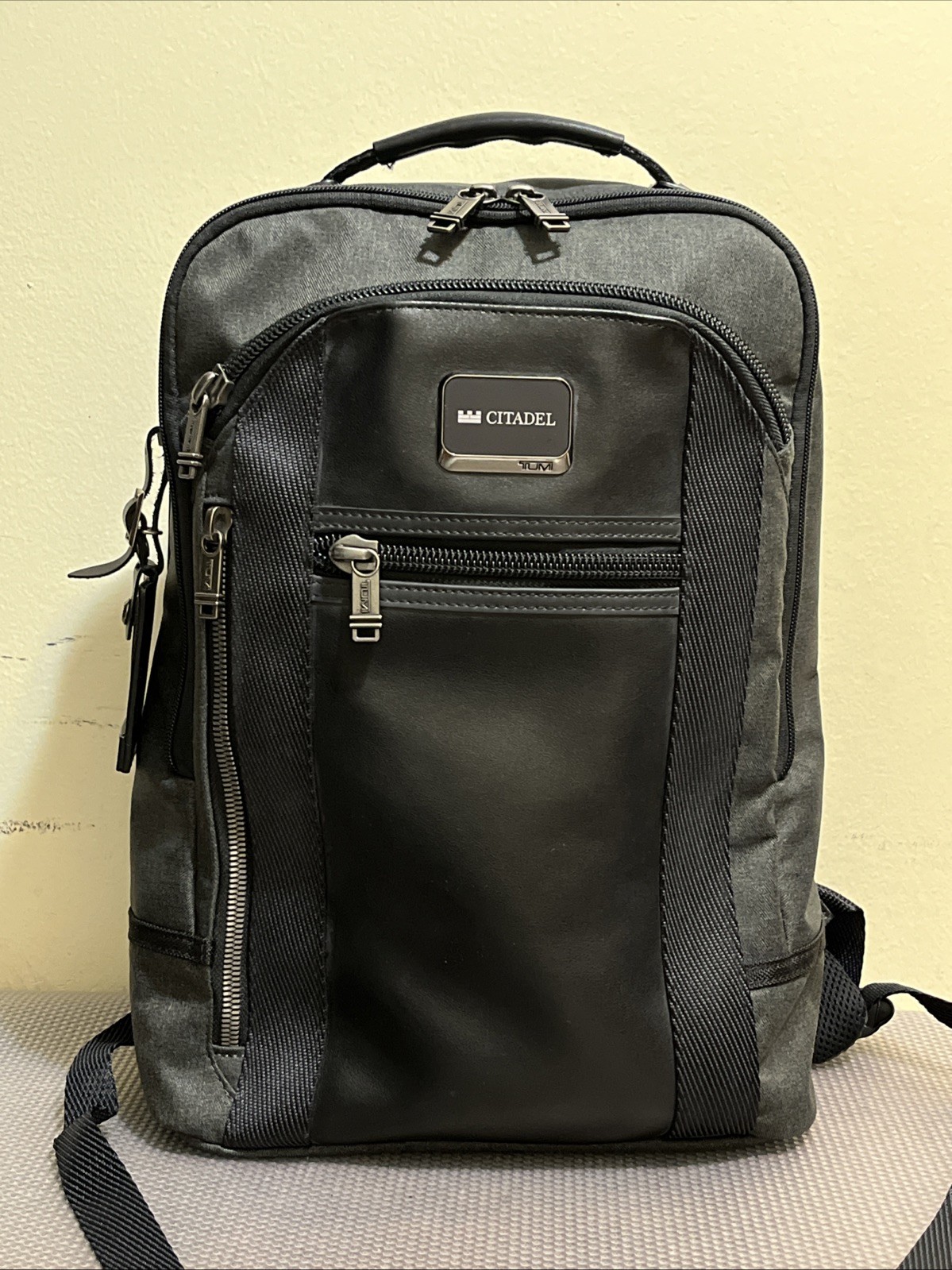 Tumi Alpha Bravo Davis Backpack Laptop Carry Bag Nylon Leather 232682GT3 – EUC