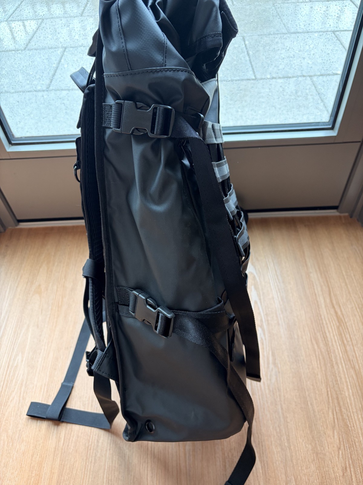 Chrome Barrage 34L Freight Matte Waterproof Rolltop Cargo Cycling Backpack RARE