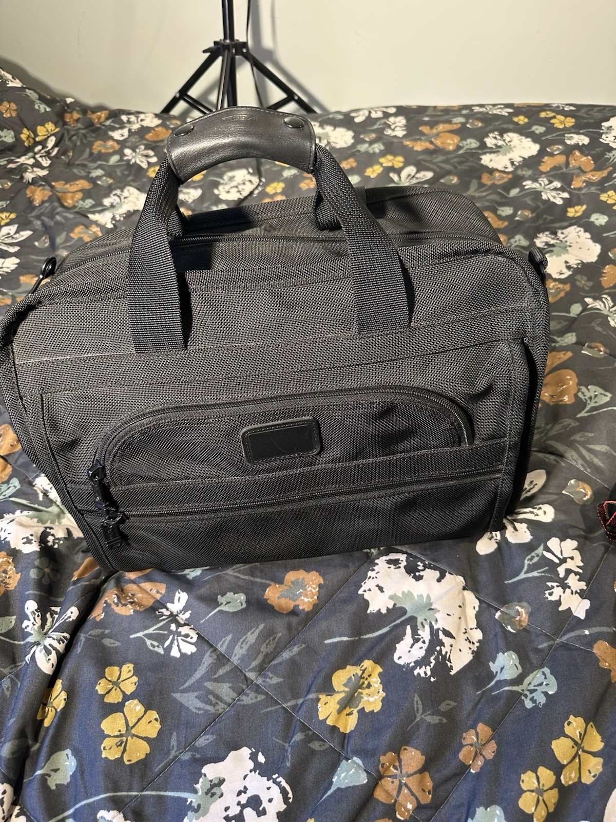 Tumi Alpha Ballistic Nylon Duffle Bag Black, Carry-On, Weekender, No Strap