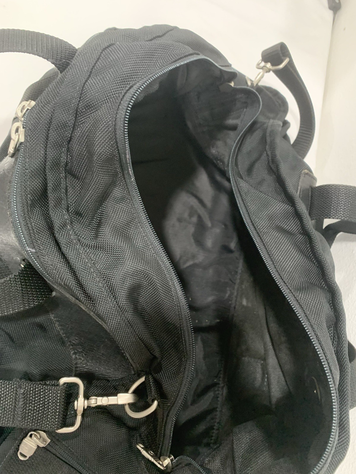 Boyt Large Carry On Leather Canvas Duffel Travel Weekend Gym Bag Black READ