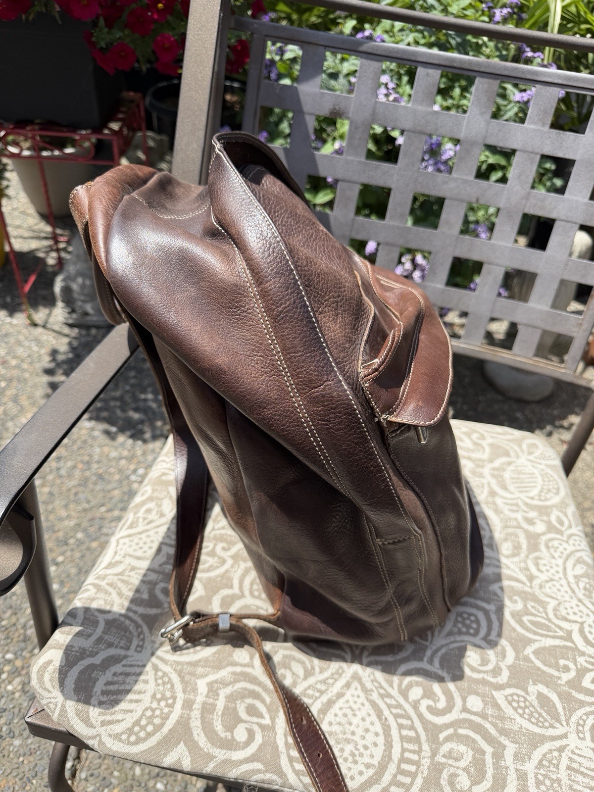 Roots Canada Vintage Brown Leather Backpack with Front Pocket Tribe Y2K