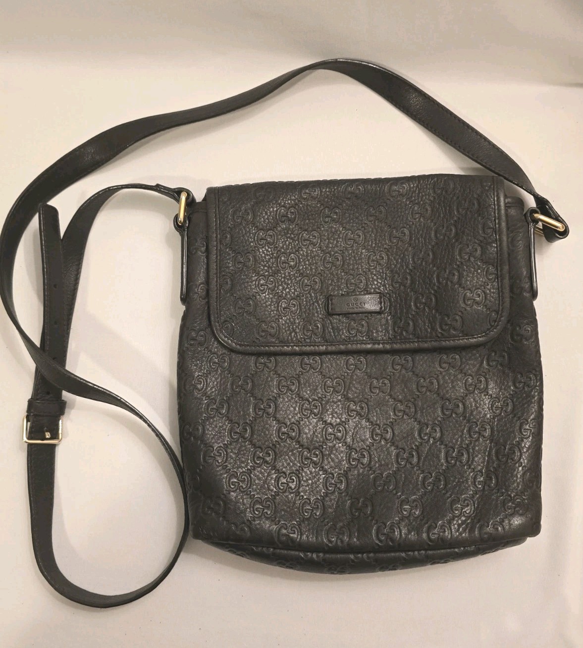 Gucci Guccissima Brown Leather Messenger Crossbody Bag Flap Italy Authentic