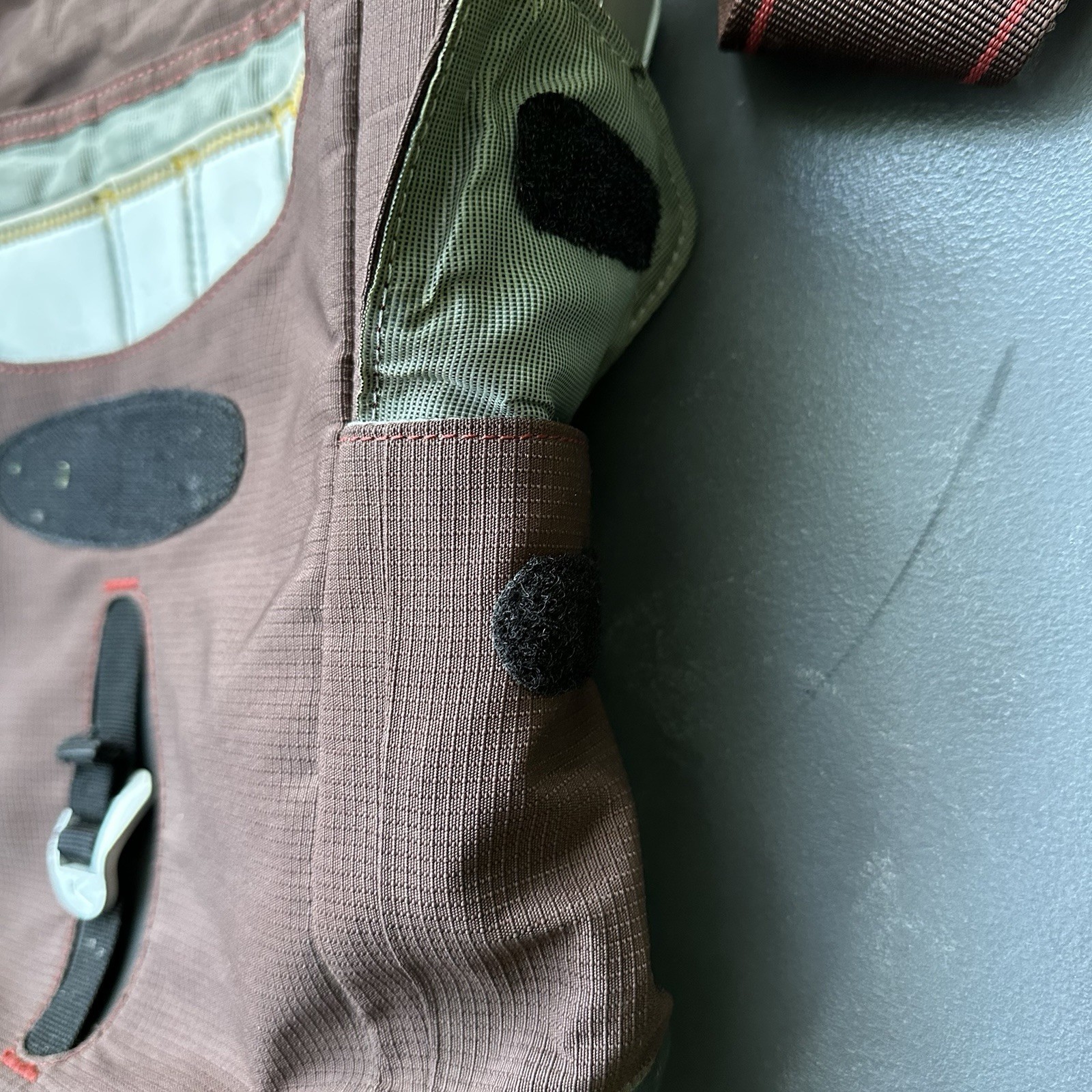 Keen Bag Backpack Oswego Red Brown Messenger Travel Crossbody Hybrid Rubber