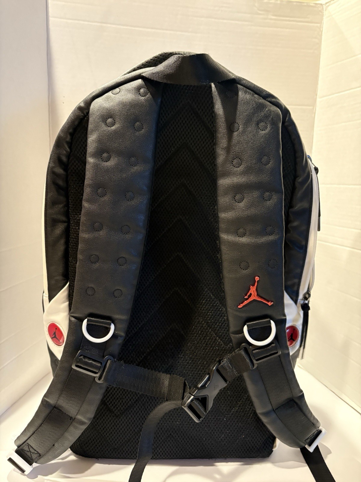 NIKE Air Jordan Retro 13 Backpack White/Black 9A1898-210