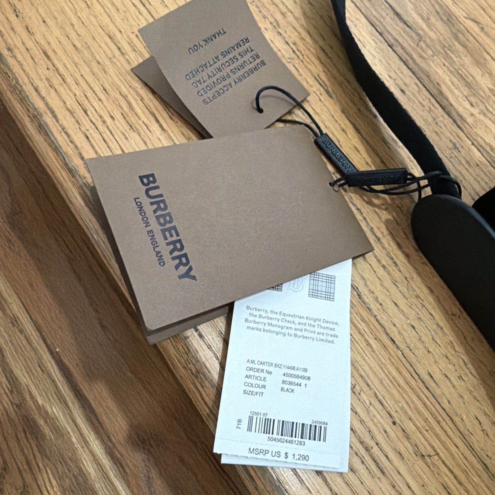 Burberry Carter Messenger Bag Black 8036544 BRAND NEW WITH TAGS $1,290MSRP