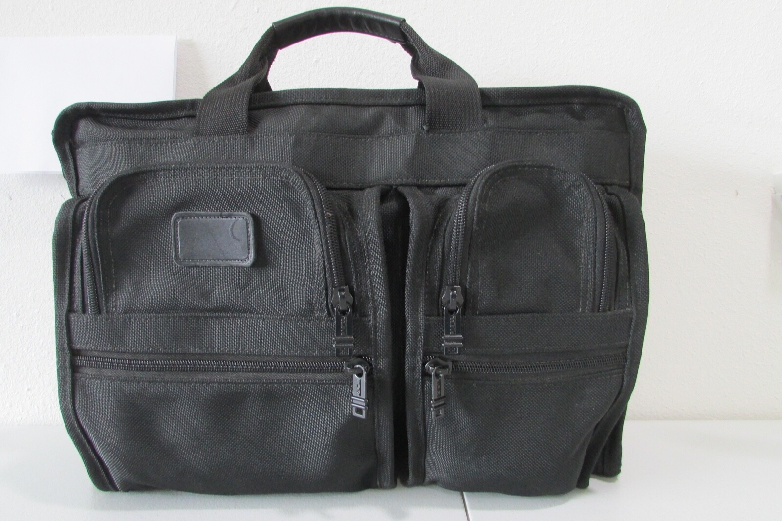 Tumi Black Ballistic Nylon Briefcase Padded 15″ Laptop Messenger Bag wTop Handle
