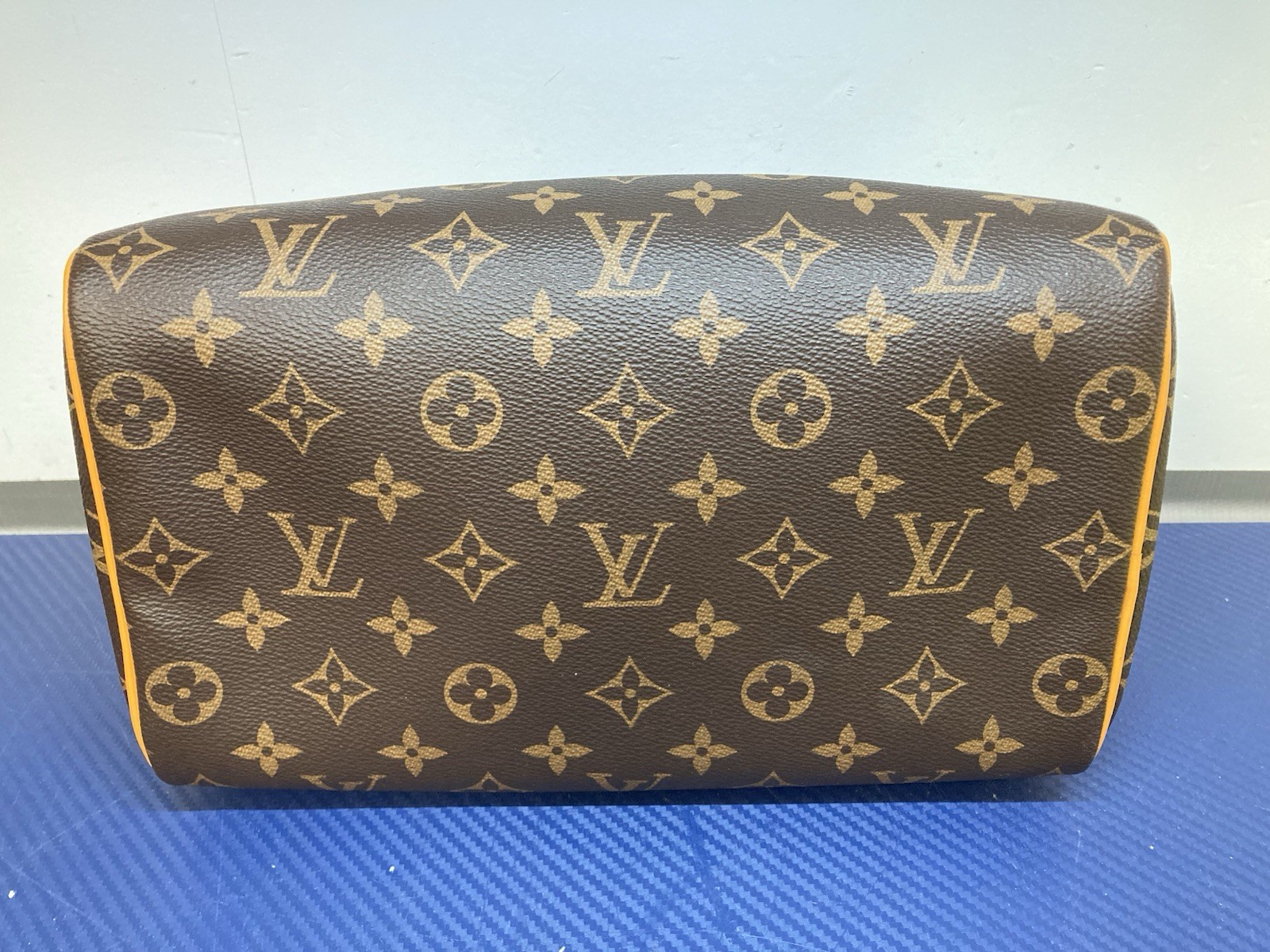 Louis Vuitton Dopp Kit Toiletry Pouch Monogram Canvas