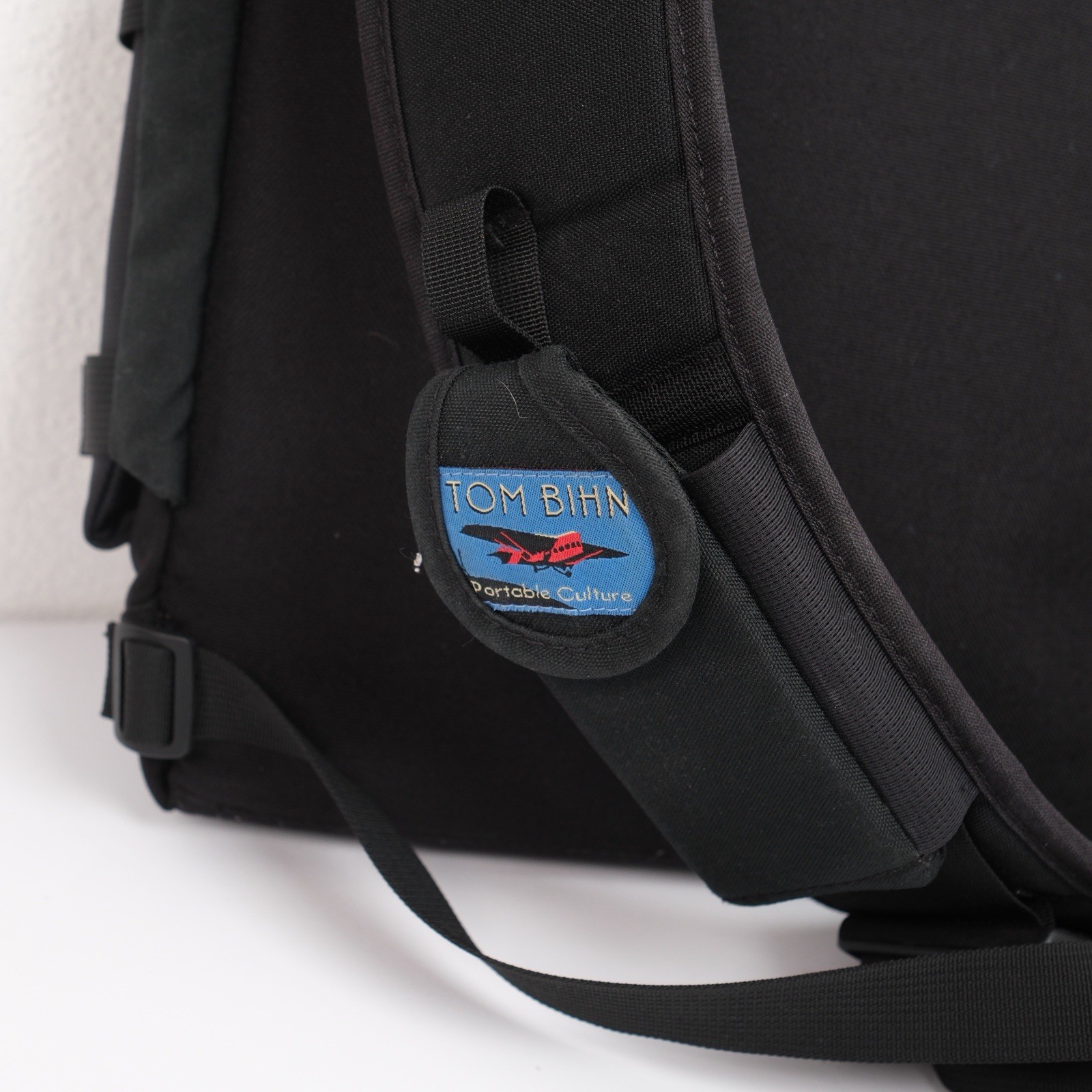 Vtg Tom Bihn Buzz Sling Bag Backpack Ballistic Nylon Messenger USA Airplane