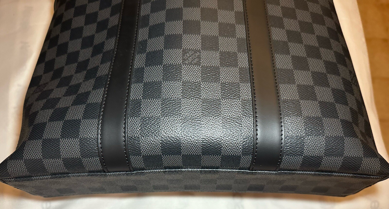 Louis Vuitton Anton Tote Bag Damier Graphite N40000 Black Business Unisex New