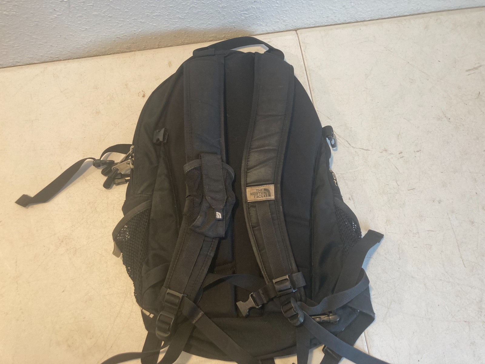The North Face Recon Backpack Hiking School Pack Camp Gym Bag Busted Zipper