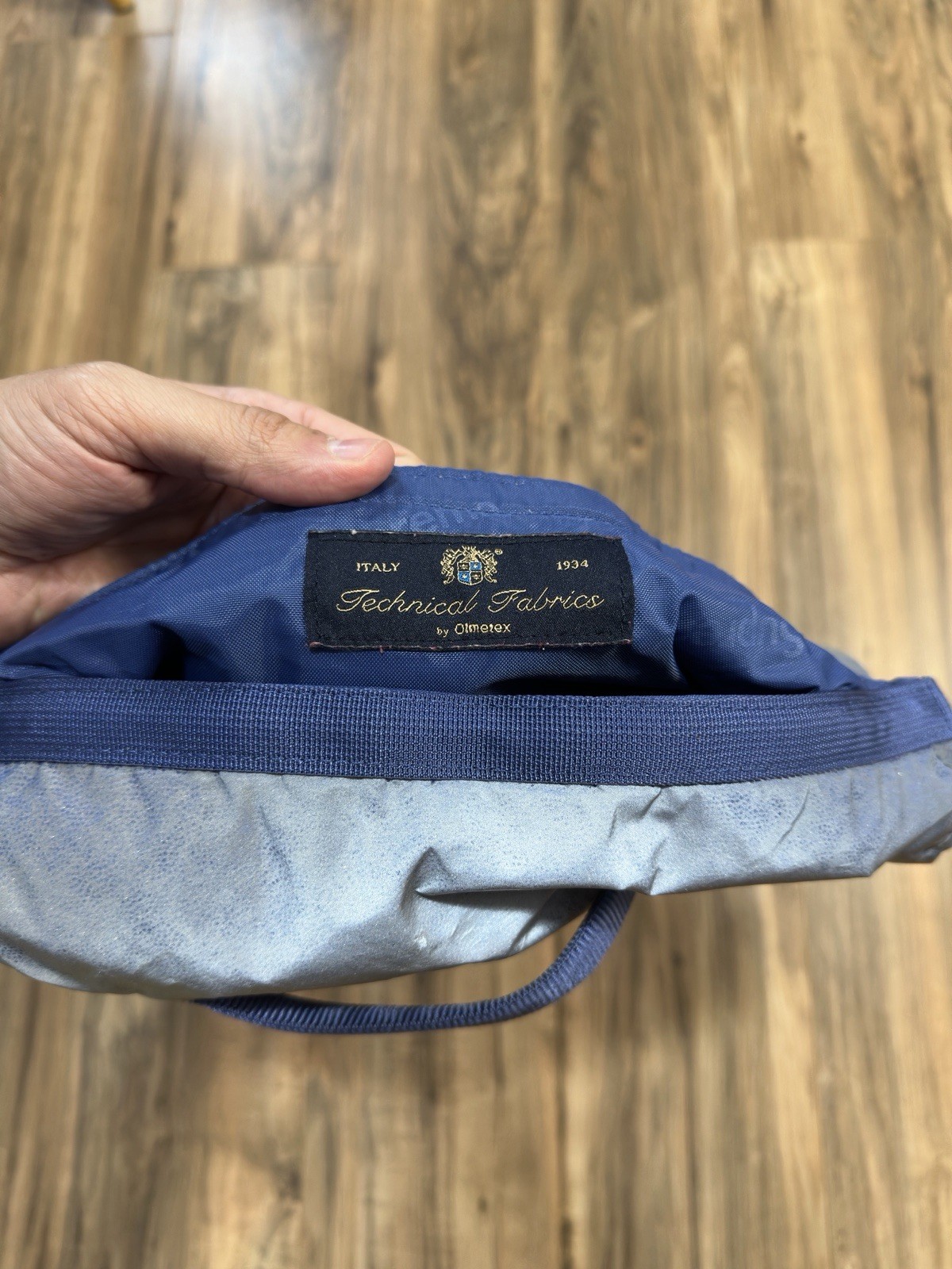 Supreme Waterproof Reflective Speckled Shoulder Bag Royal FW20 Blue Silver Strap
