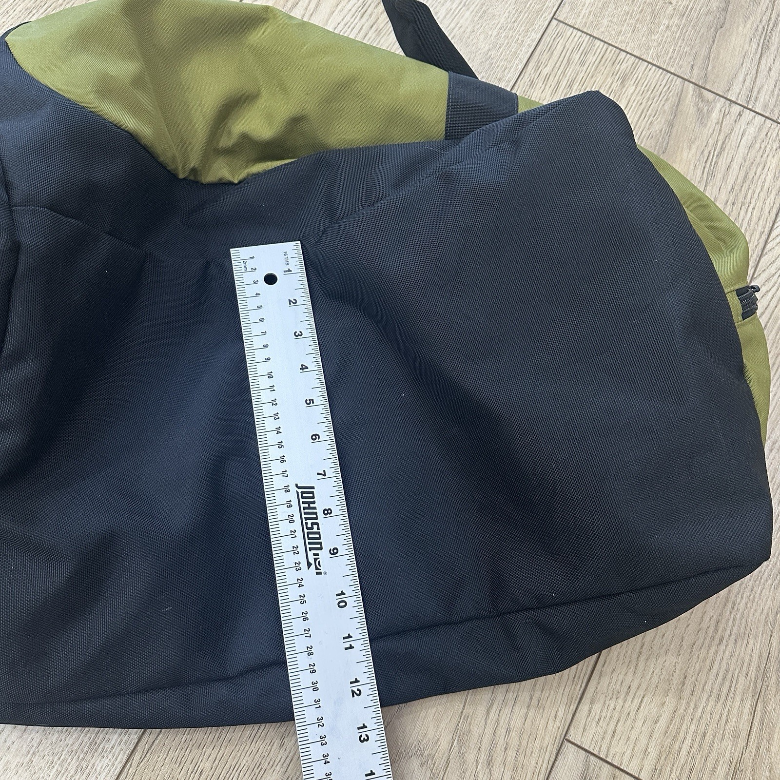 Timberland Olive green and black duffel bag 16x12x10 Inch