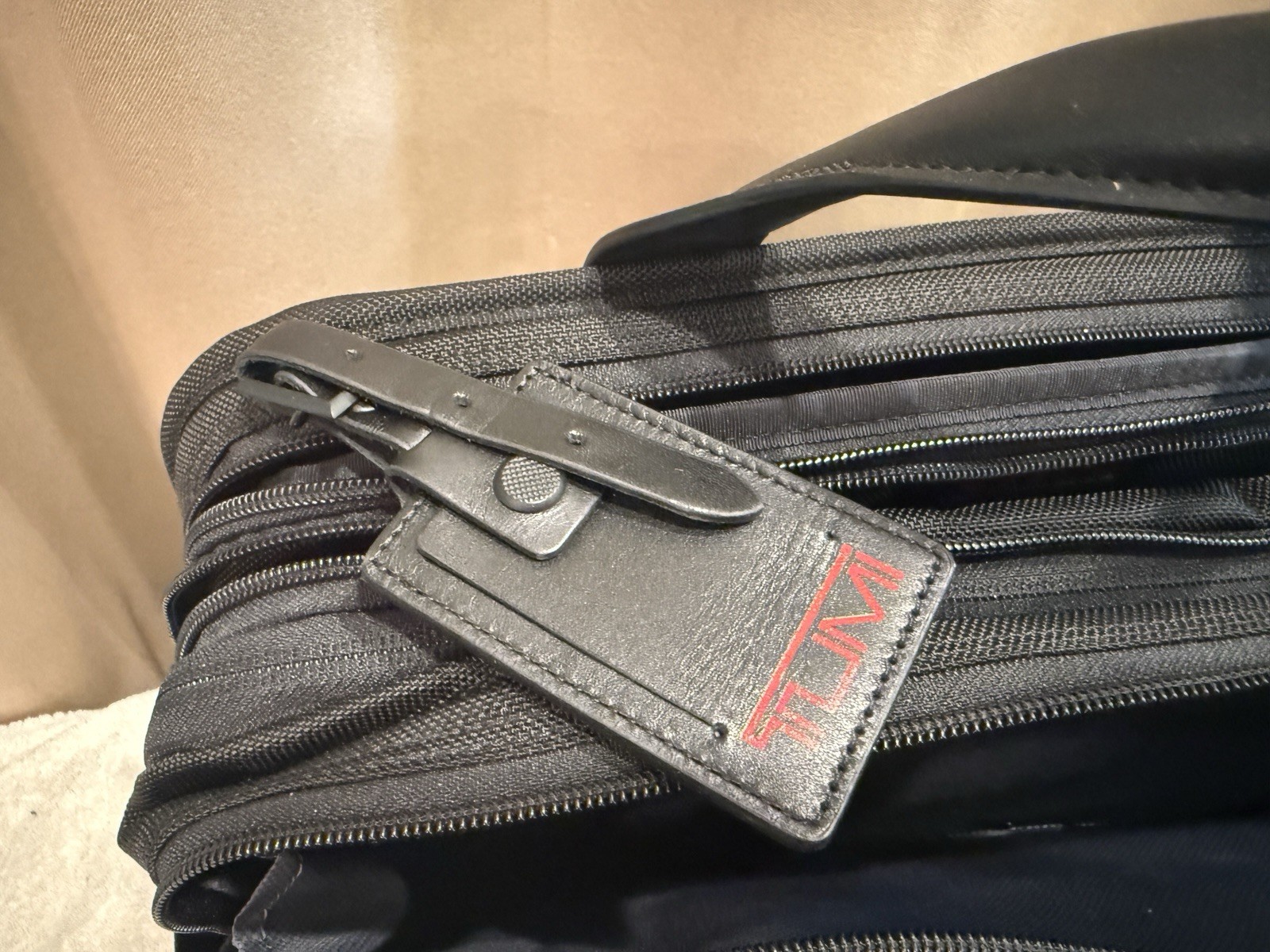 Tumi Black Alpha 2 FXT T-Pass Expandable Laptop Brief Bag # 26145D2 NEW