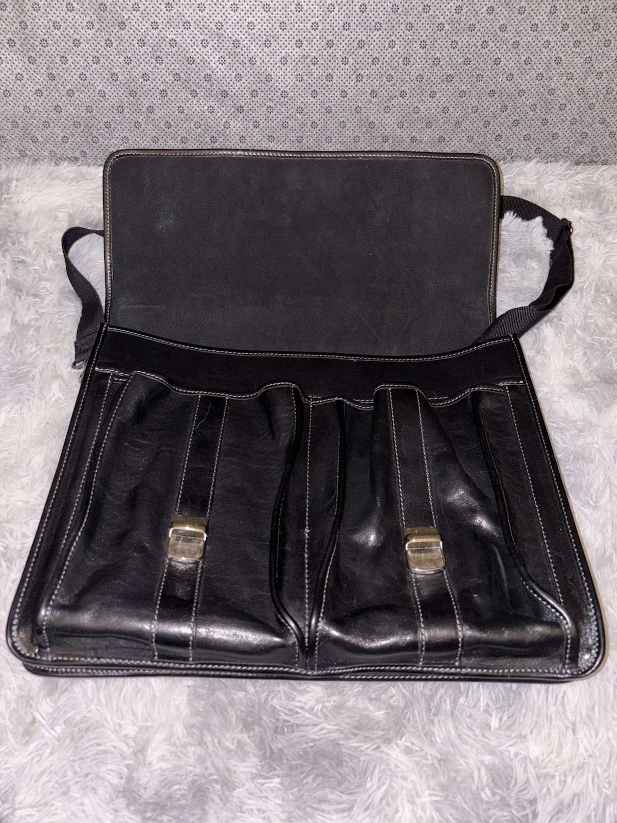 Floto Firenze Black Leather Buckle Strap Briefcase Messenger Bag Made In Italy