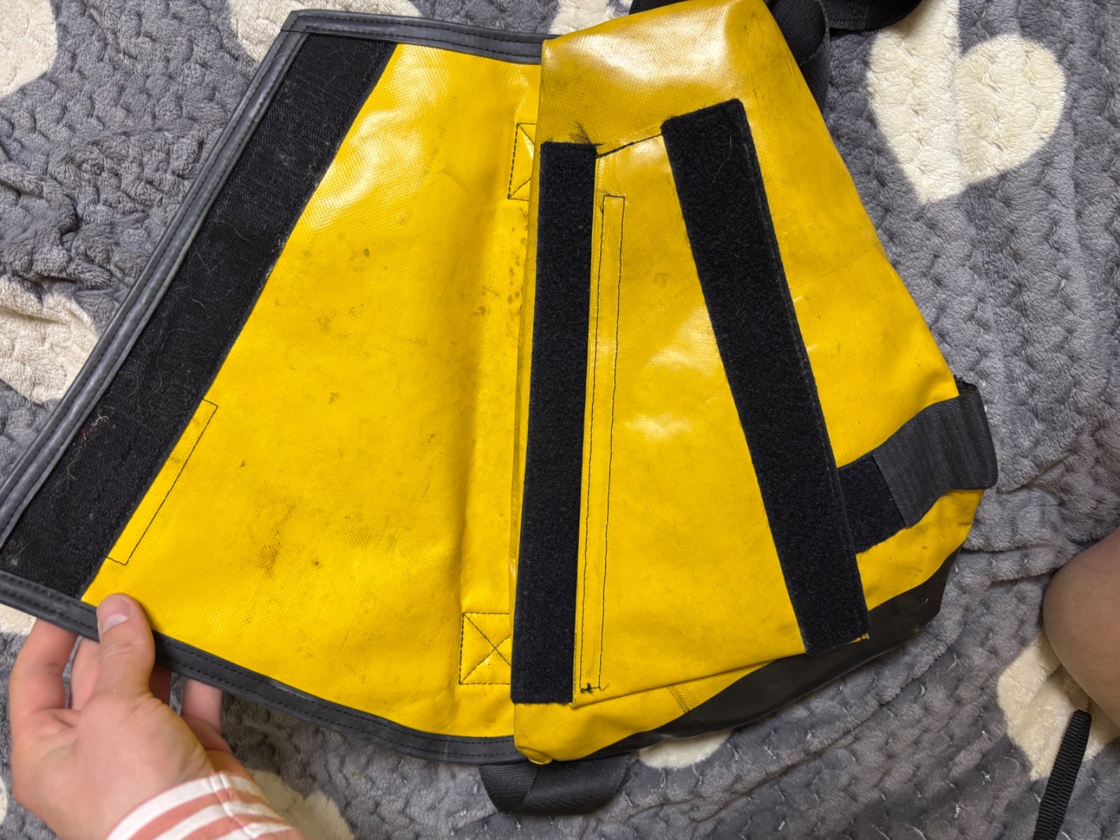 FREITAG KNIGHT Rider F31 RARE YELLOW × BLACK Messenger Crossbody Shoulder Bag