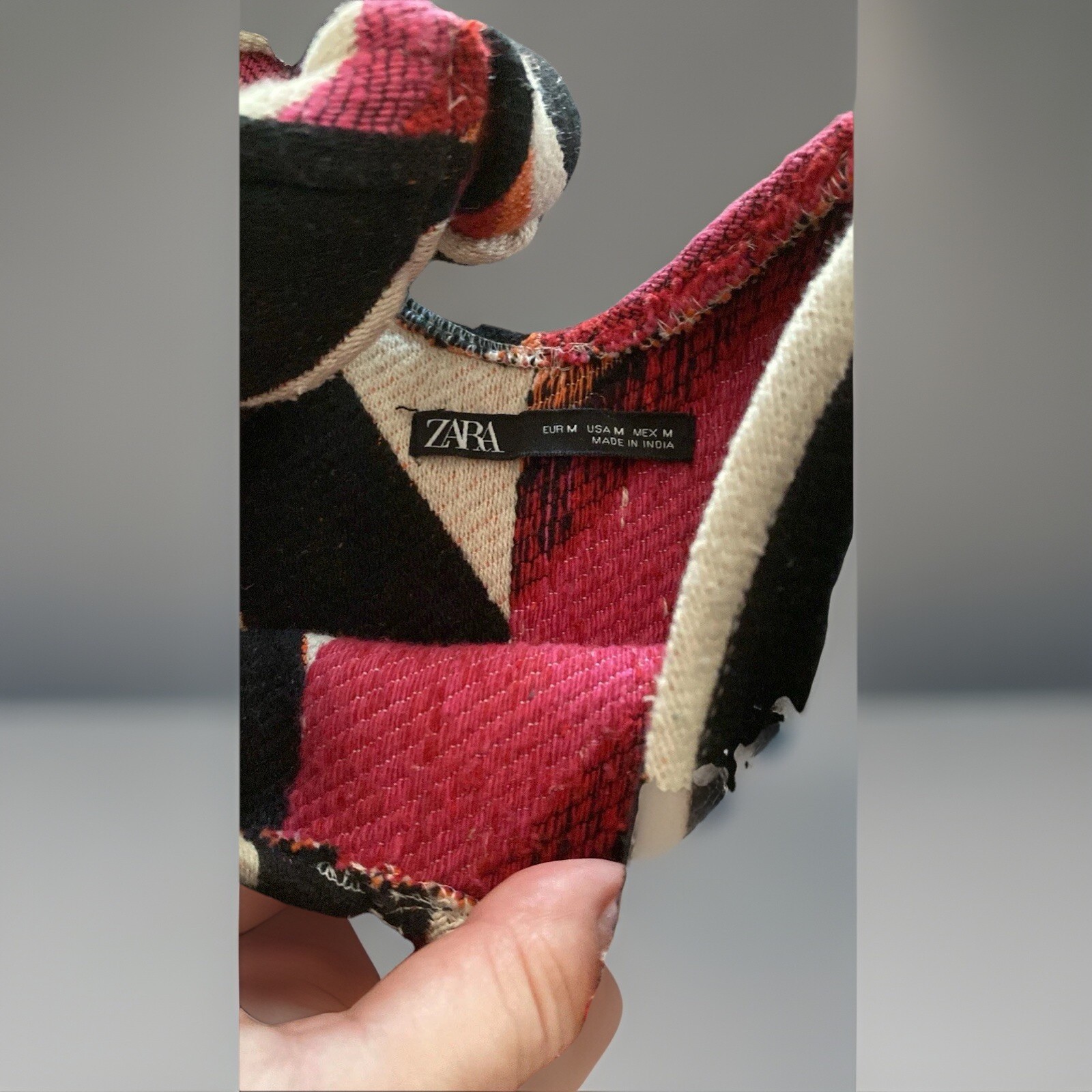 Zara Bag Tote Large Jacquard Tote Chevron Red Black White Never Used $69 Men