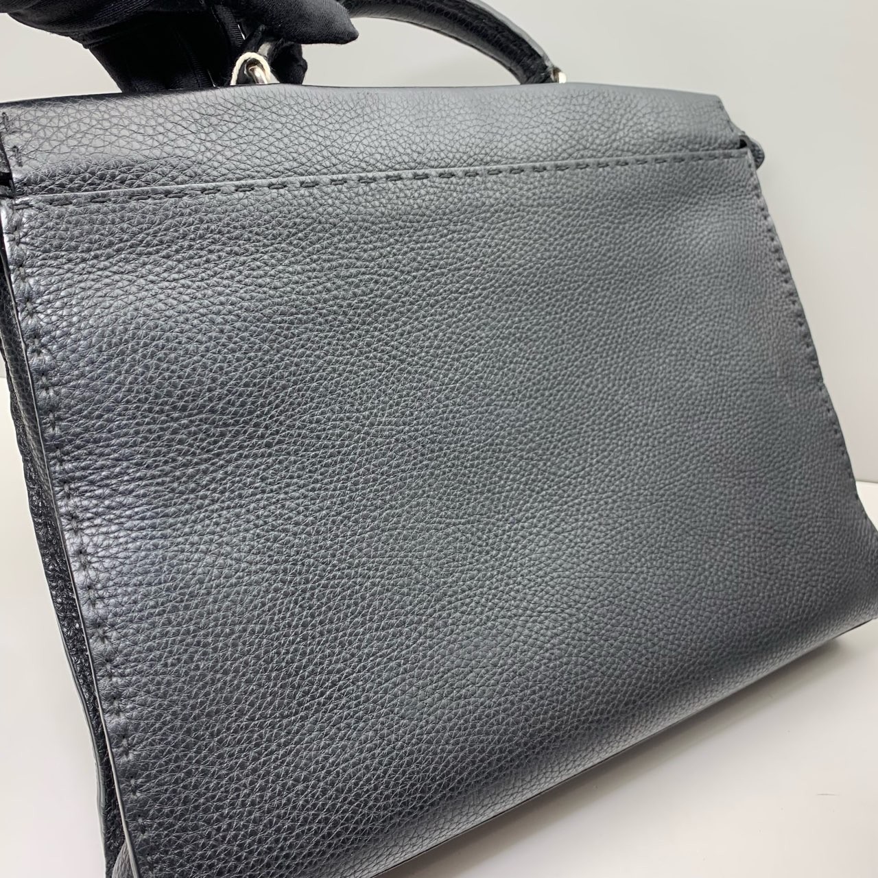 Fendi Pre-Owned Authentic Peekaboo Briefcase Black 36x27x5cm