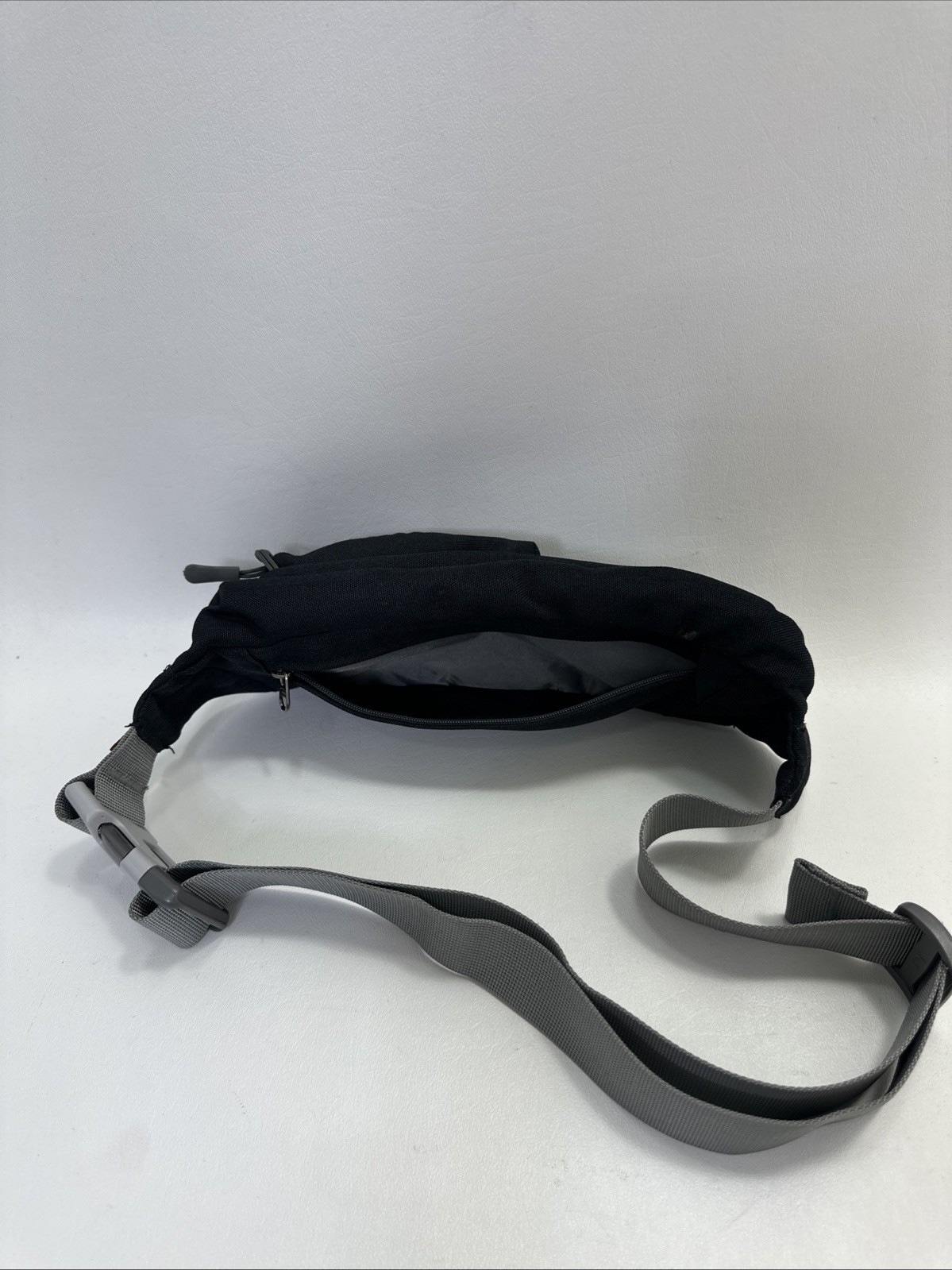 WATERFLY Black SLING CROSS BODY SHOULDER BAG LIGHTWEIGHT W Fanny Pack Adjustable