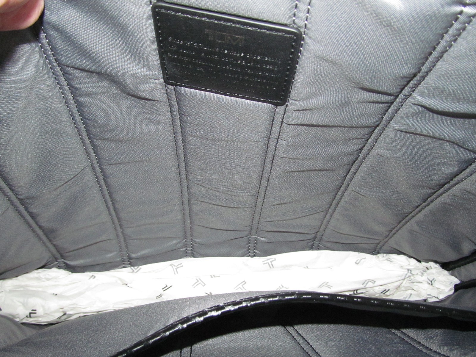 TUMI Kalvin Executive Black Nylon-Leather 14″ Laptop Sleeve-Crossbody-Carbon NWT