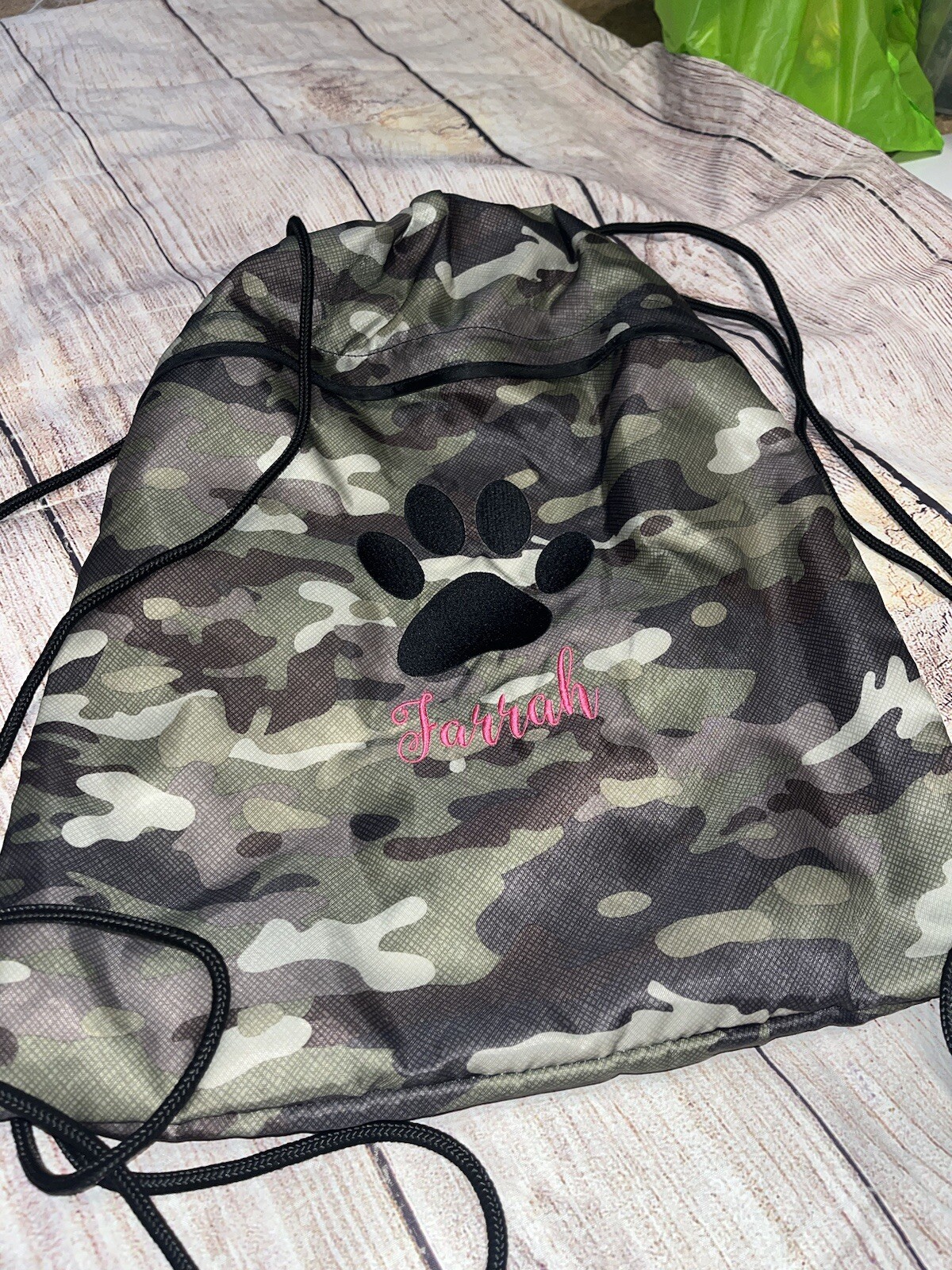 Thirty-one Drawstring Camo Bag Cinch Sac Personalized Farrah Paw Print