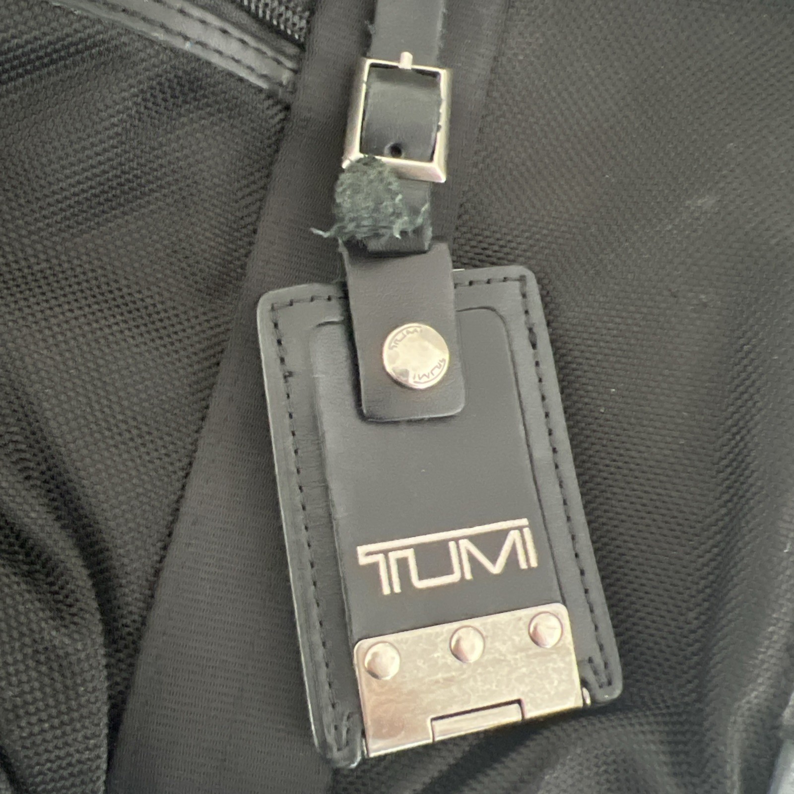 TUMI Alpha Bravo Academy Briefcase Zip Black Men’s Excellent Condition!