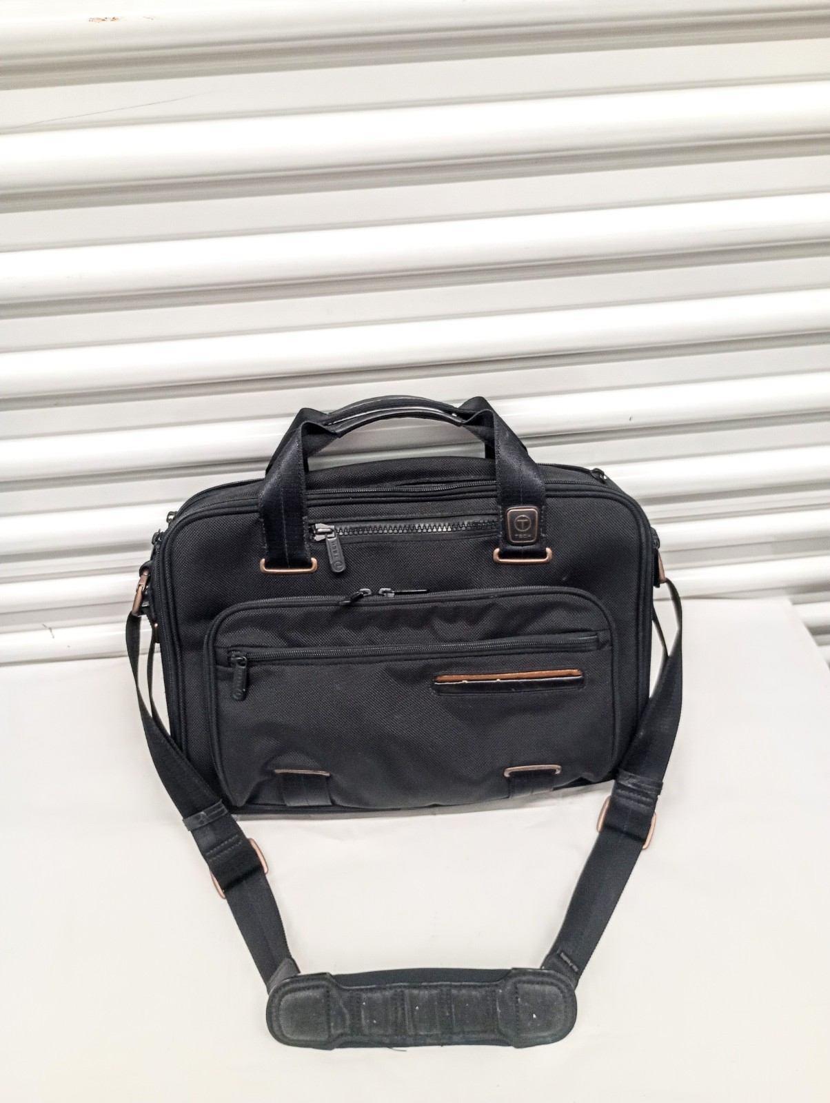 Tumi Laptop Bag Travel Briefcase Black Nylon Slim T-Tech 56516D