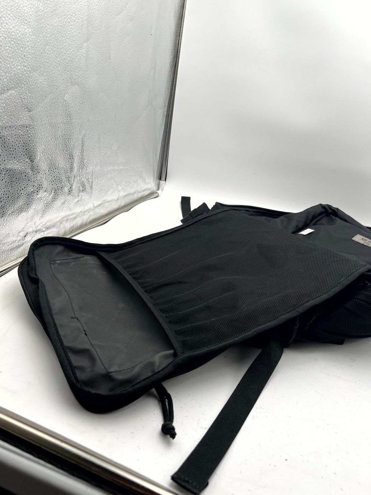 Nike Utility Speed Backpack Unisex Black Synthetic Air Cushion Travel School Bag