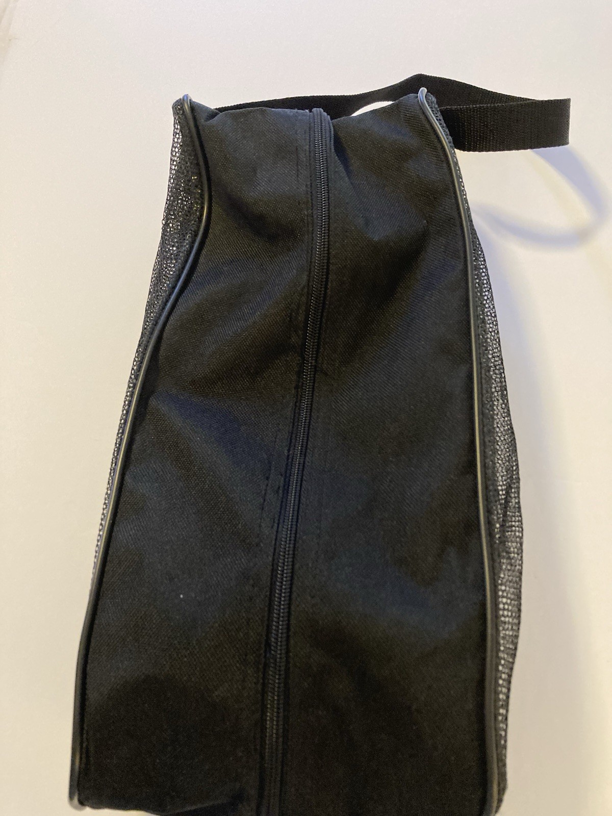 Air-Tex Black Mesh Shoulder Bag Zip Closure Pockets Medium Outdoor Golf pulls