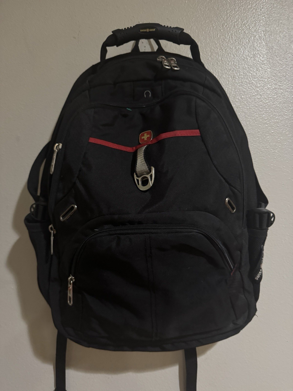Swiss Gear Airflow Laptop & Tablet Backpack Black