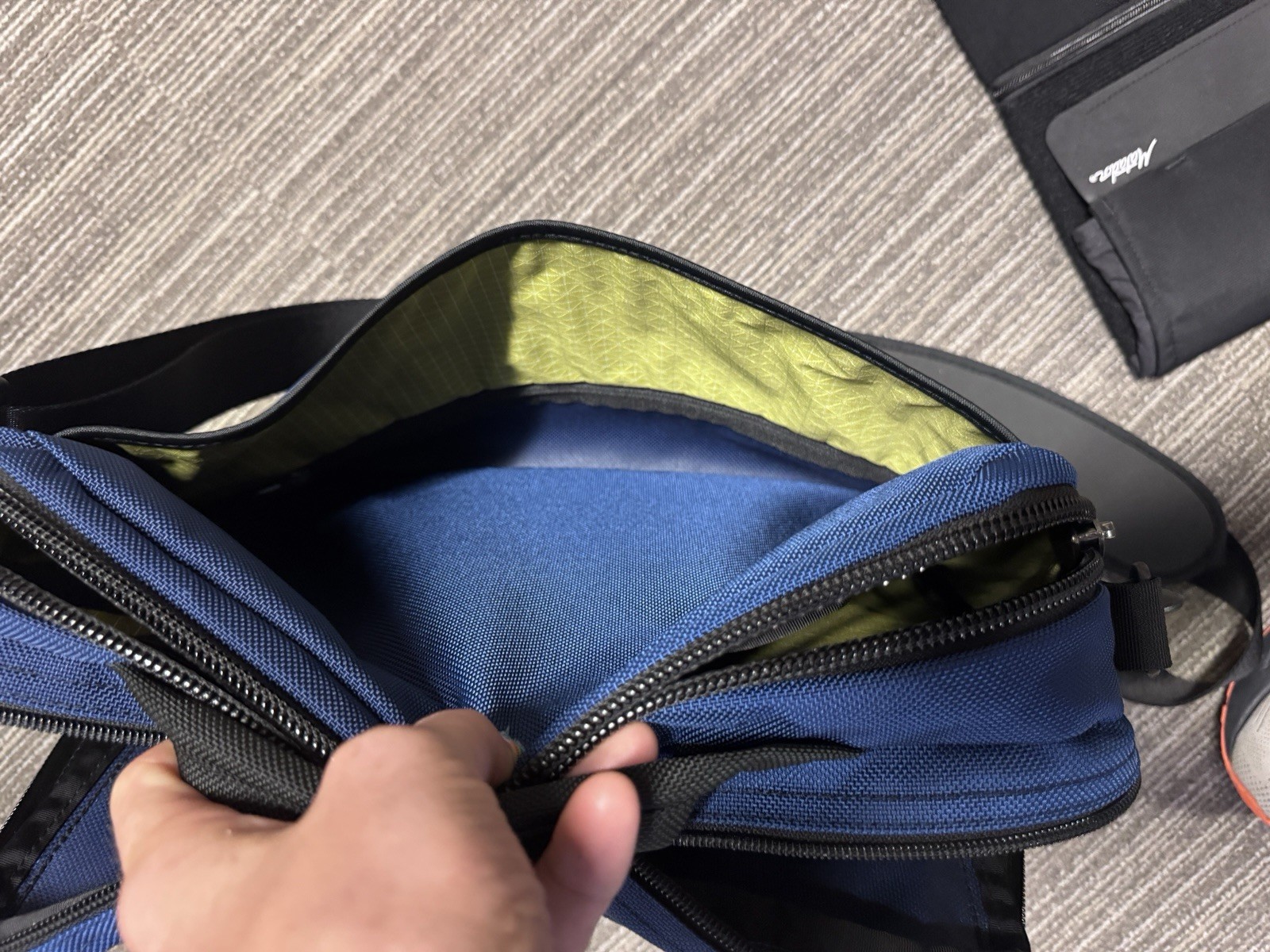 Tom Bihn Pilot Blue/Wasabi Ballistic 200 Halcyon