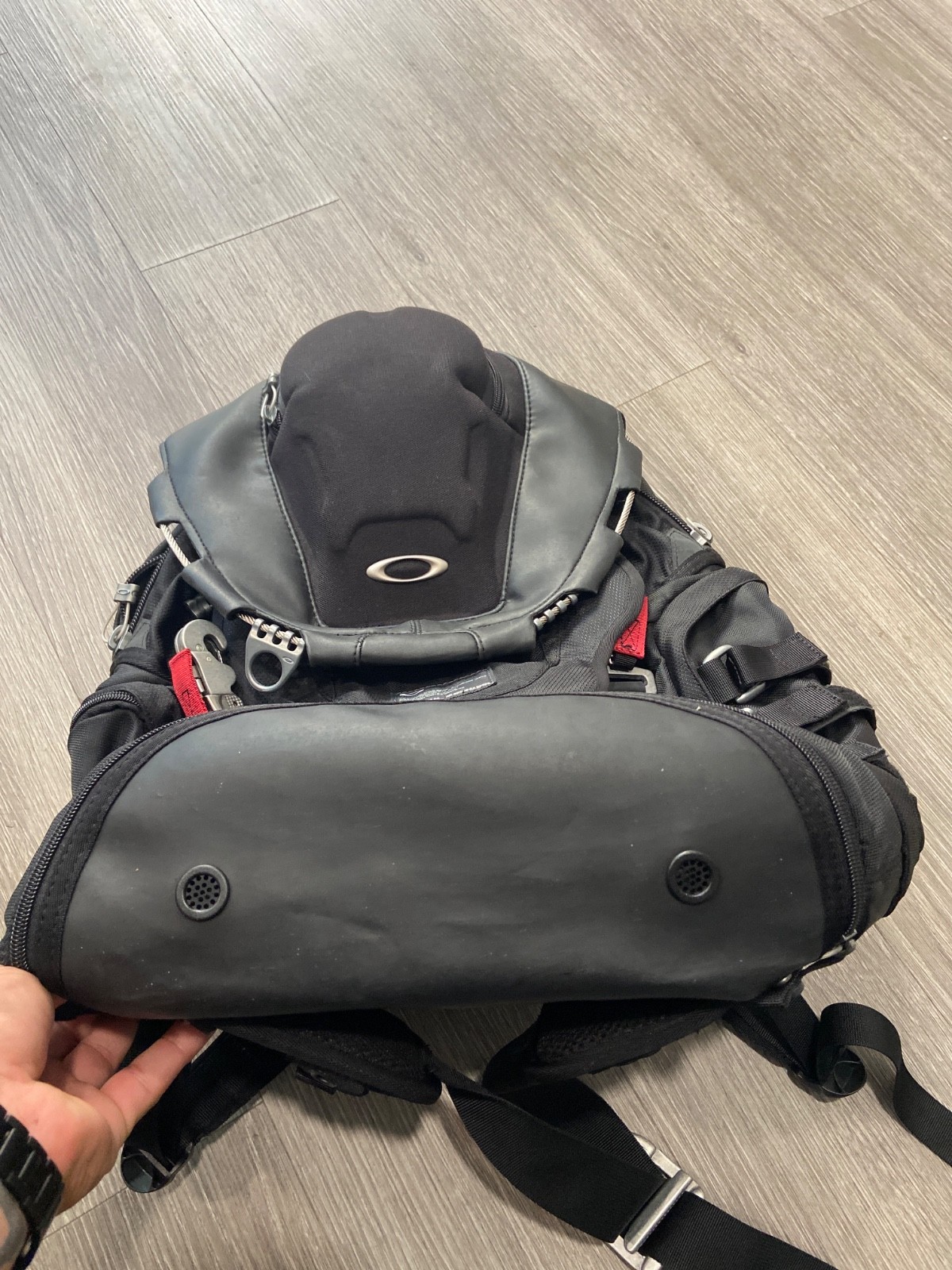Oakley Kitchen Sink Tactical Field Gear Backpack Stealth Black Daypack Hiking